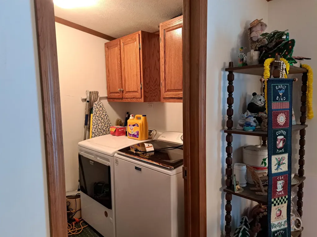 19 Spruce Park Drive Plainfield NH 03781