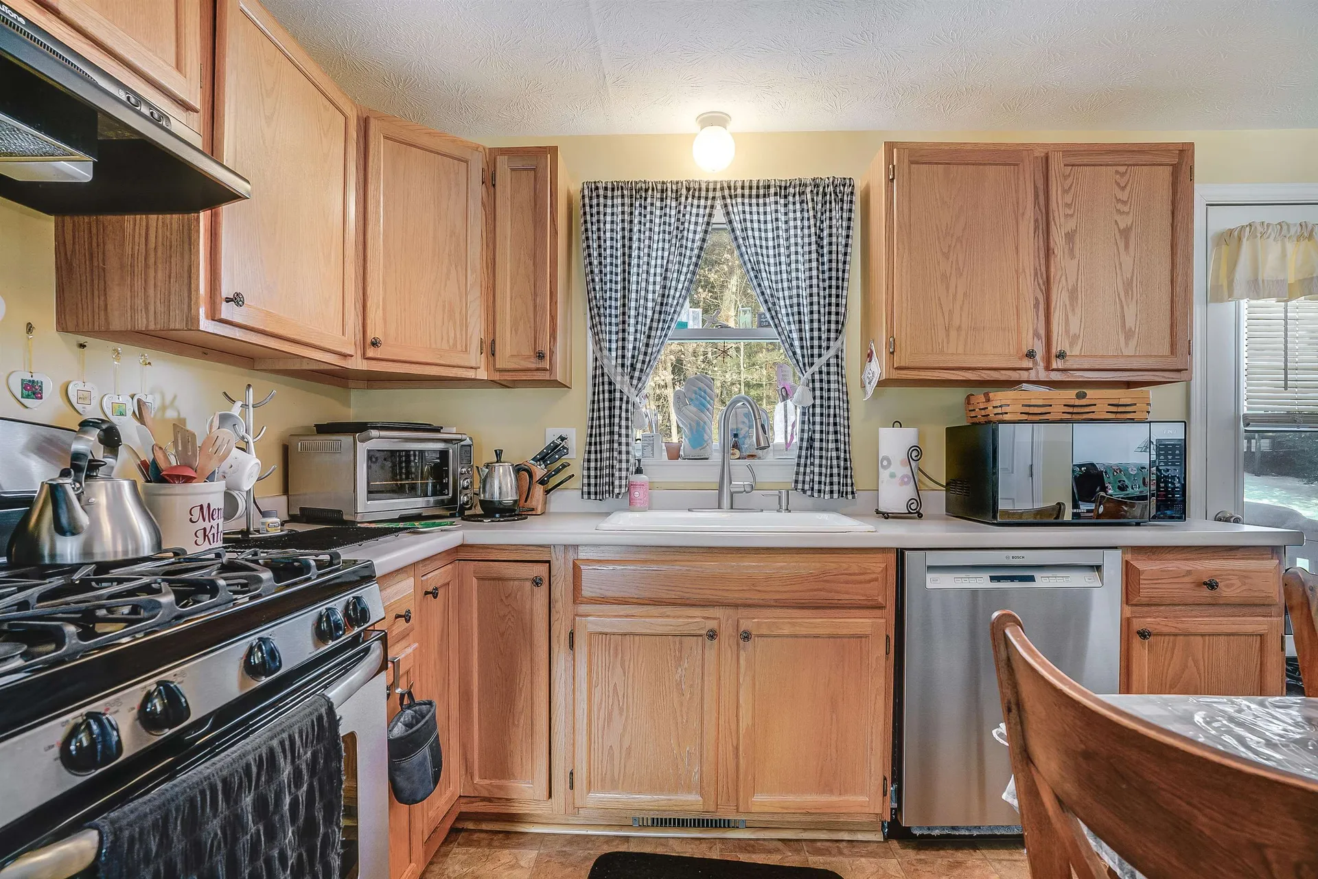 1 Logan Court Hudson NH 03051