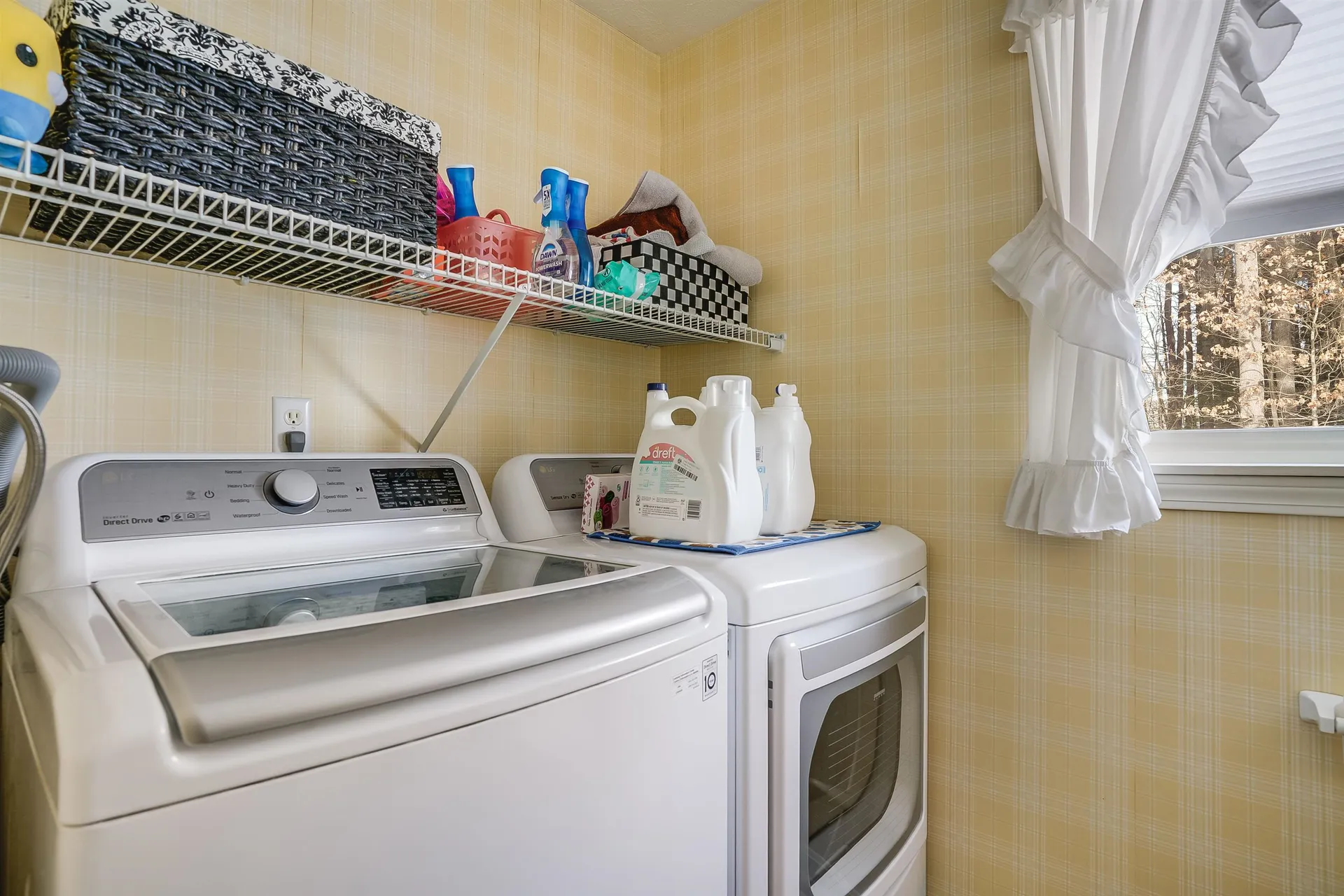 1 Logan Court Hudson NH 03051