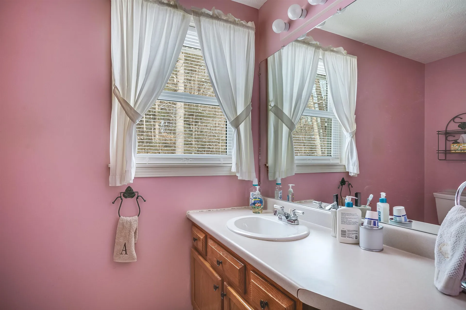 1 Logan Court Hudson NH 03051