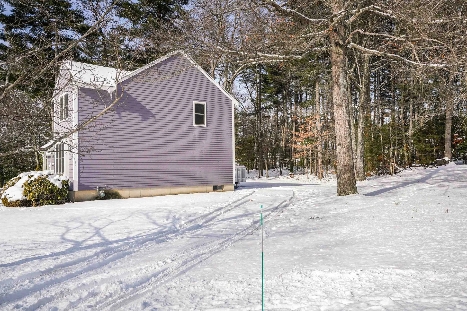 1 Logan Court Hudson NH 03051