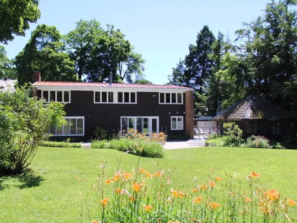 52 Cliff Street Burlington VT 05401