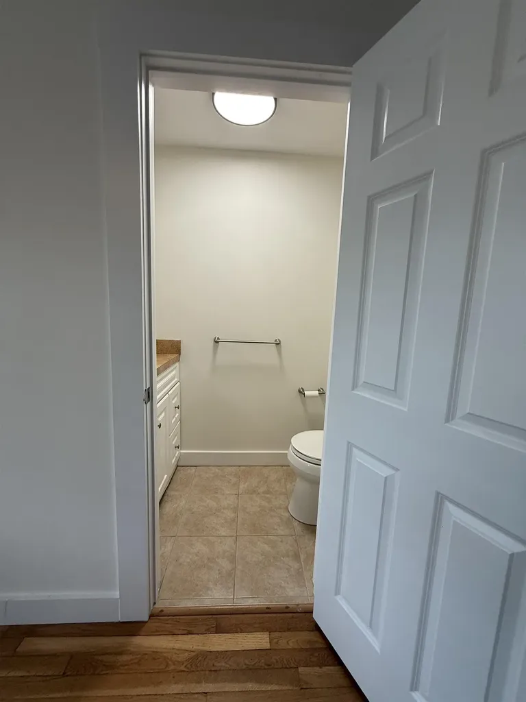 94B Range Road Windham NH 03087