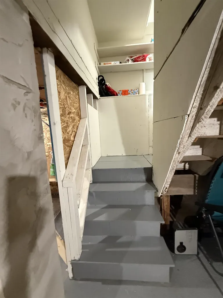 94B Range Road Windham NH 03087