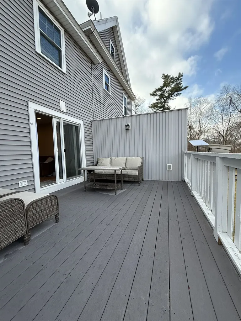 94B Range Road Windham NH 03087