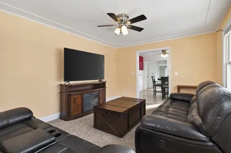 311 Thornton Street Manchester NH 03102