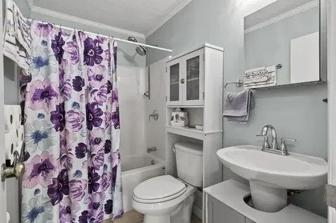 311 Thornton Street Manchester NH 03102