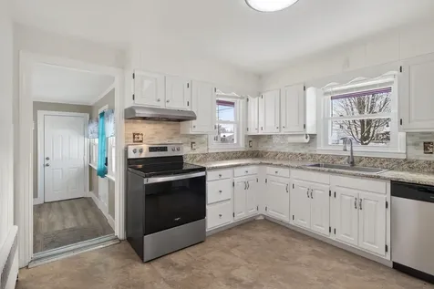 311 Thornton Street Manchester NH 03102