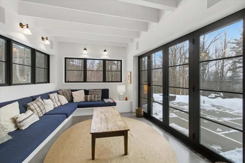 3635 Under The Mountain Road Londonderry VT 05155