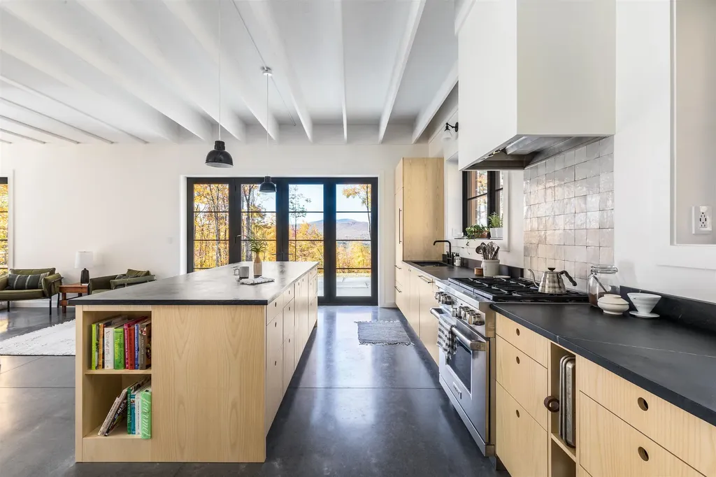 3635 Under The Mountain Road Londonderry VT 05155