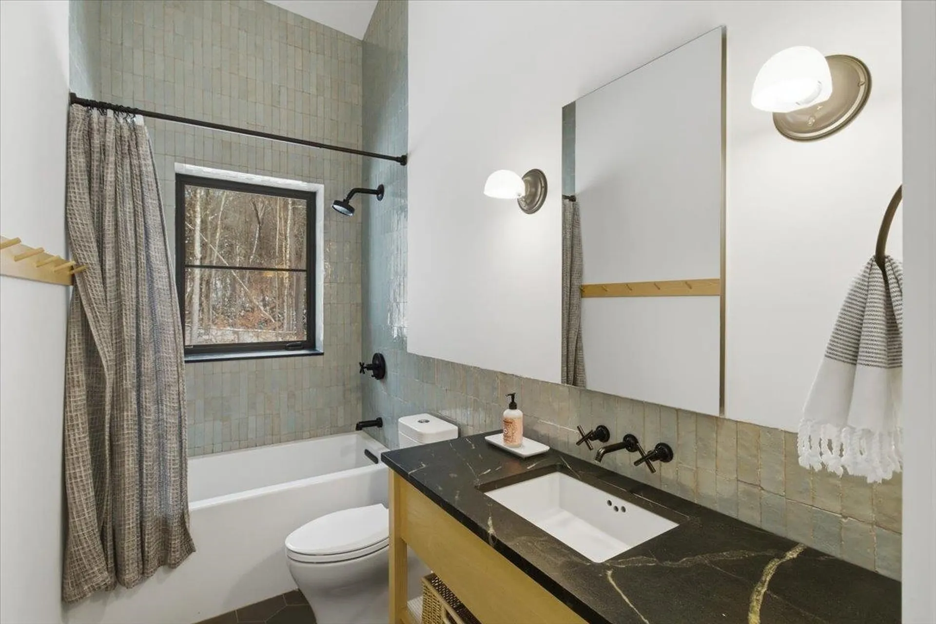 3635 Under The Mountain Road Londonderry VT 05155