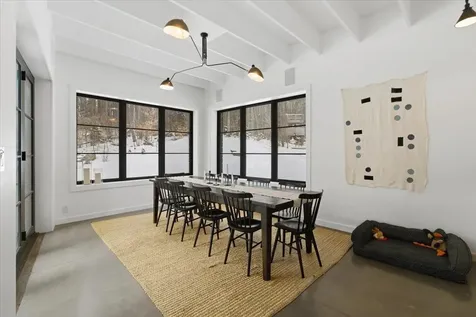 3635 Under The Mountain Road Londonderry VT 05155