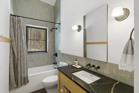 3635 Under The Mountain Road Londonderry VT 05155