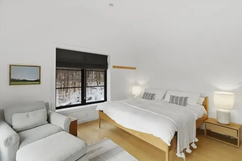 3635 Under The Mountain Road Londonderry VT 05155