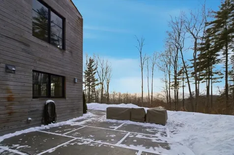 3635 Under The Mountain Road Londonderry VT 05155