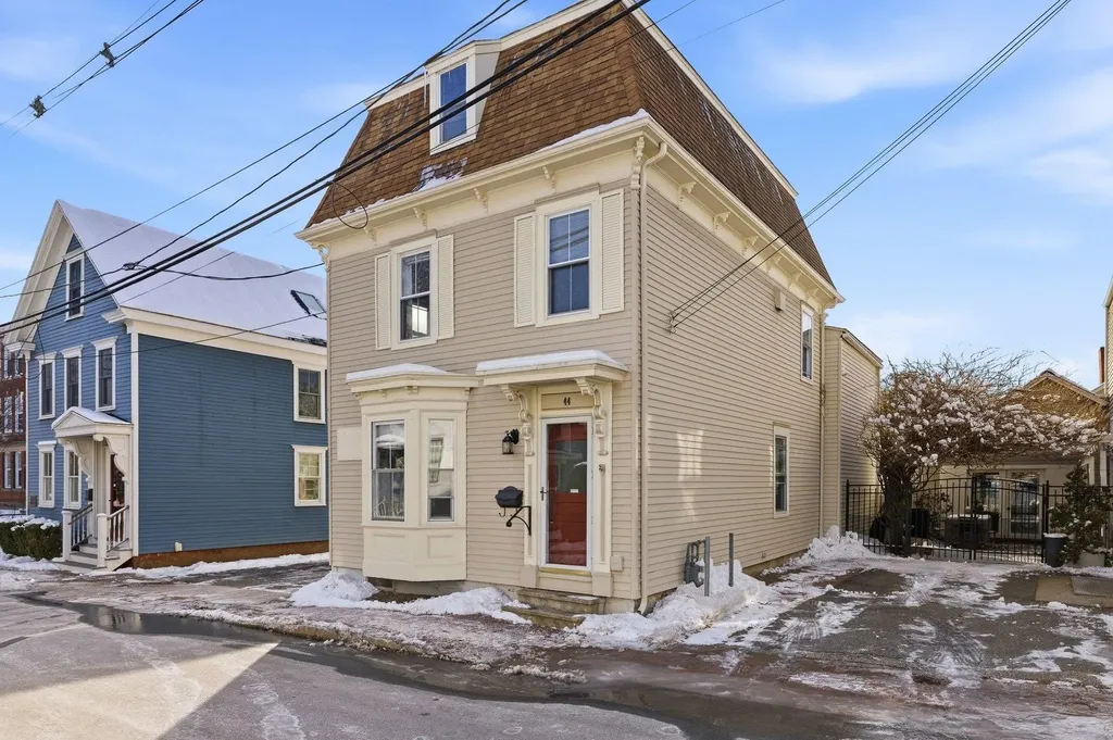 44 Rogers Street Portsmouth NH 03801
