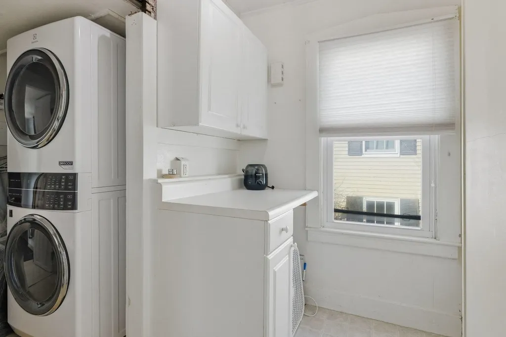 44 Rogers Street Portsmouth NH 03801