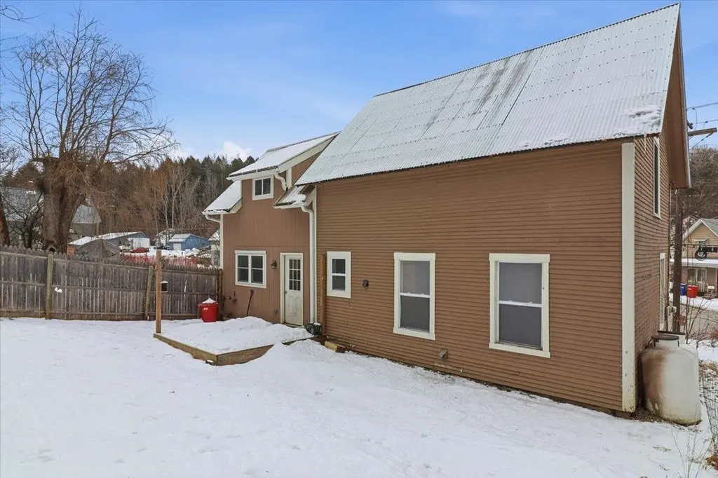 2 Farwell Street Barre City VT 05641