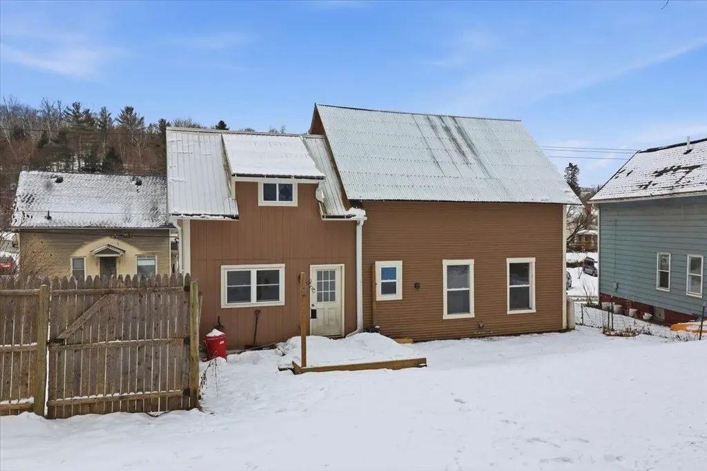 2 Farwell Street Barre City VT 05641