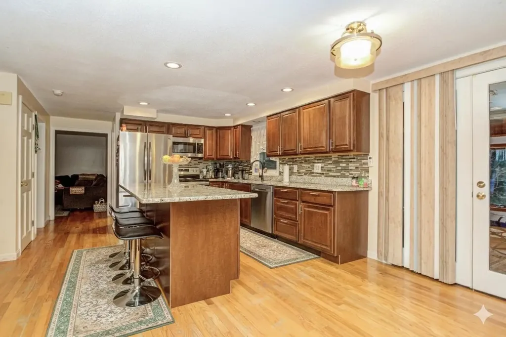 3 Abbey Road Bow NH 03304