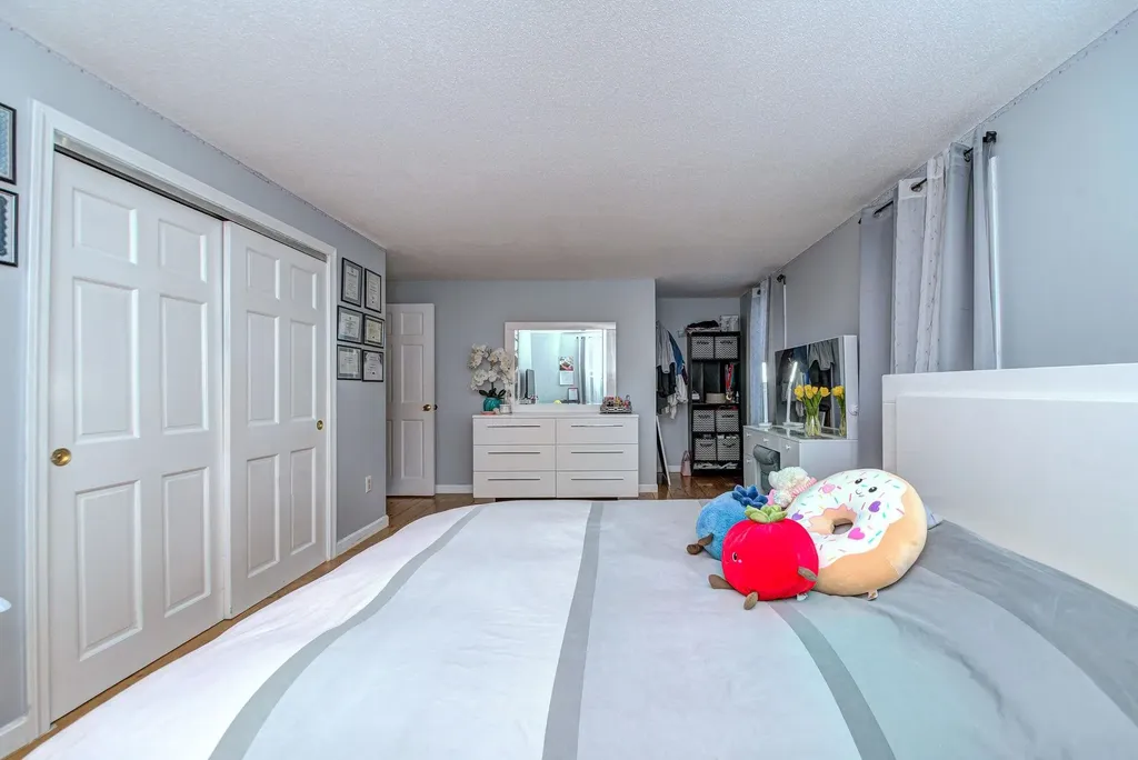 3 Abbey Road Bow NH 03304