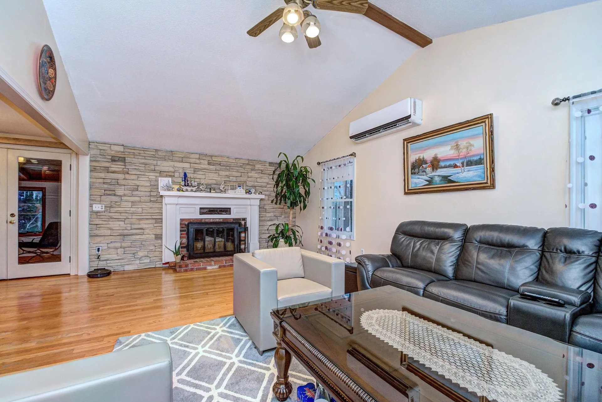 3 Abbey Road Bow NH 03304