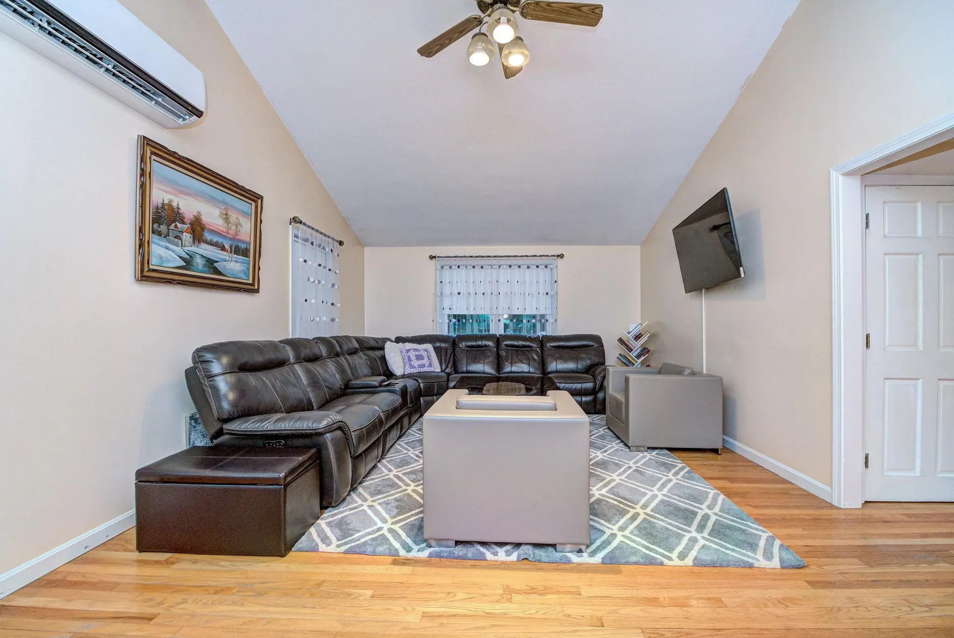 3 Abbey Road Bow NH 03304