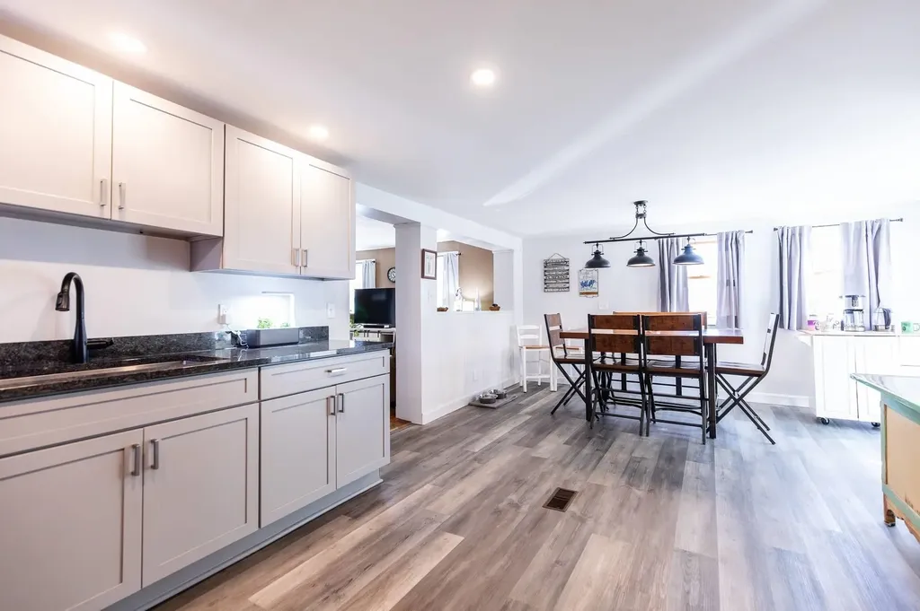 6 Webber Hill Road Swanzey NH 03446