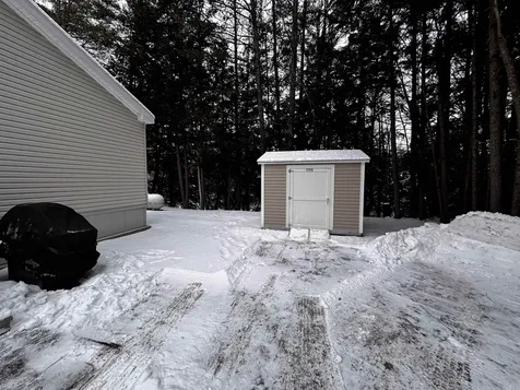 30 Evergreen Lane Hopkinton NH 03229