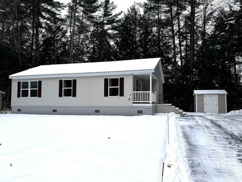 30 Evergreen Lane Hopkinton NH 03229