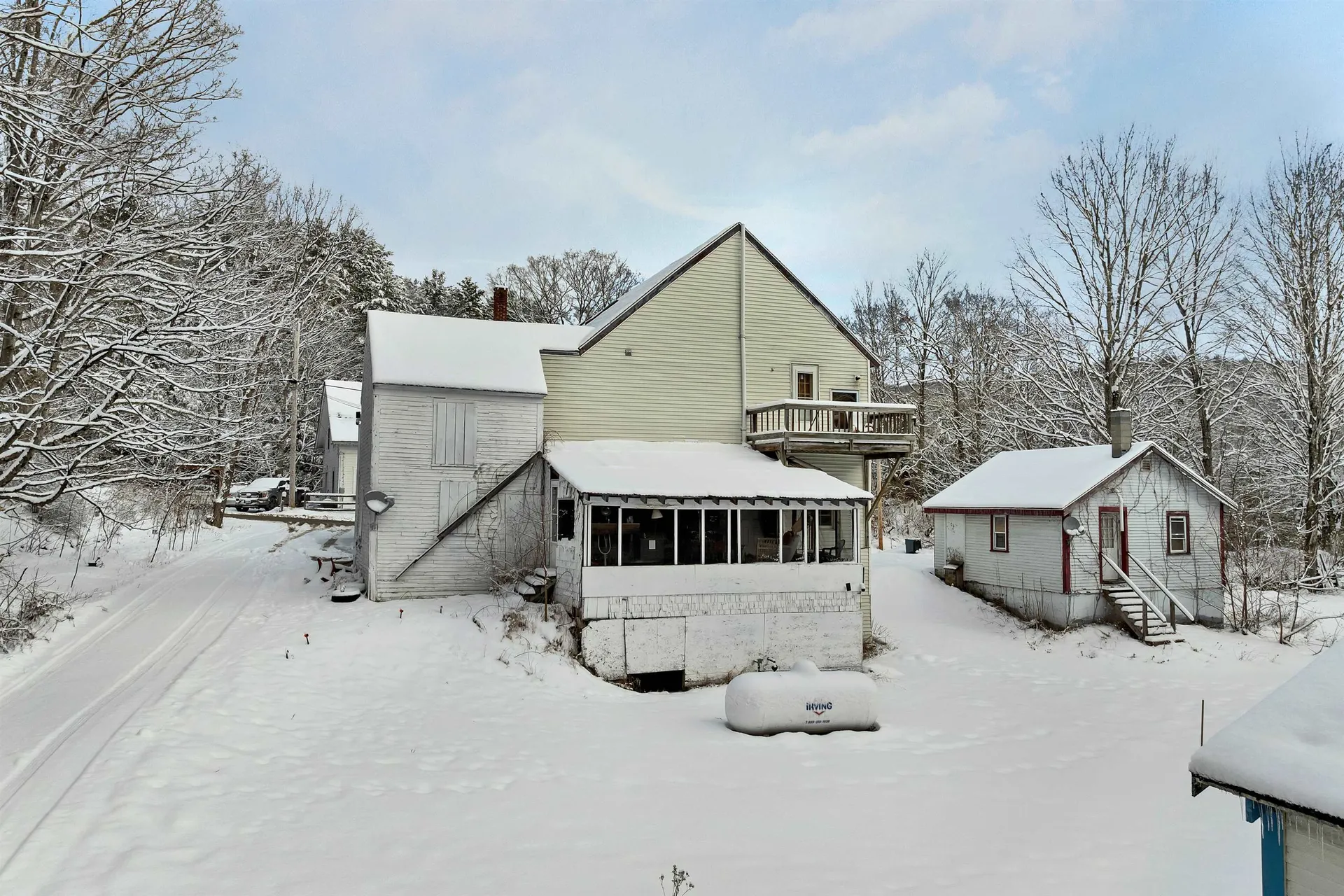 11 White Plains Road Webster NH 03303