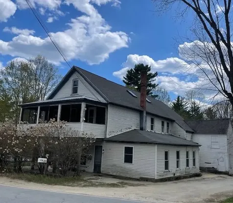 11 White Plains Road Webster NH 03303