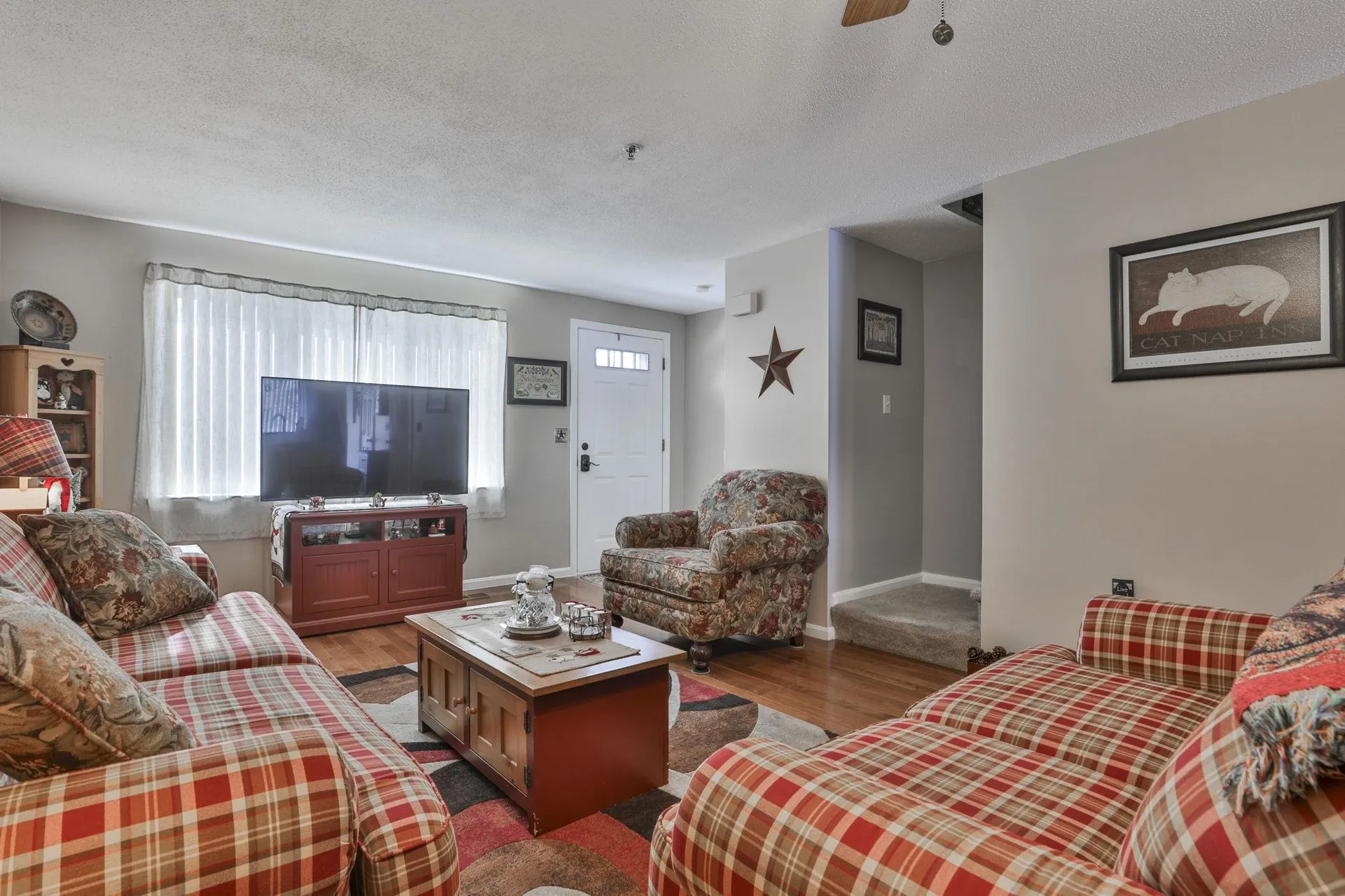 47 Willow Creek Drive Hudson NH 03051