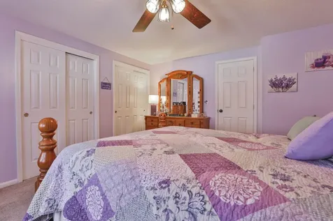 47 Willow Creek Drive Hudson NH 03051