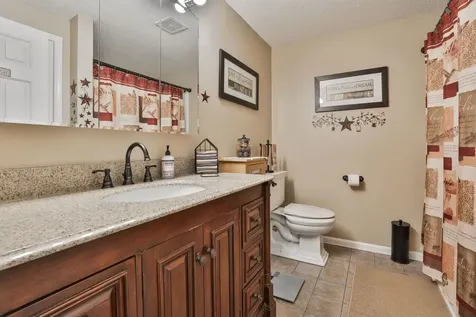 47 Willow Creek Drive Hudson NH 03051