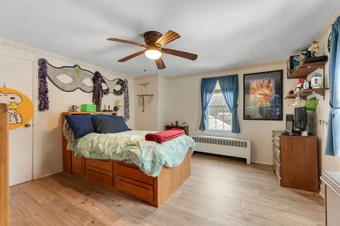 19 Woodlawn Road Burlington VT 05408