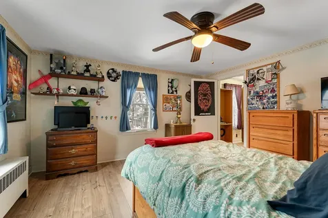 19 Woodlawn Road Burlington VT 05408