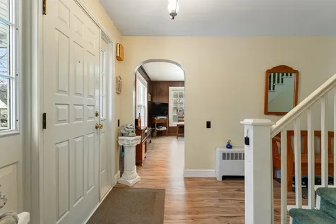 19 Woodlawn Road Burlington VT 05408