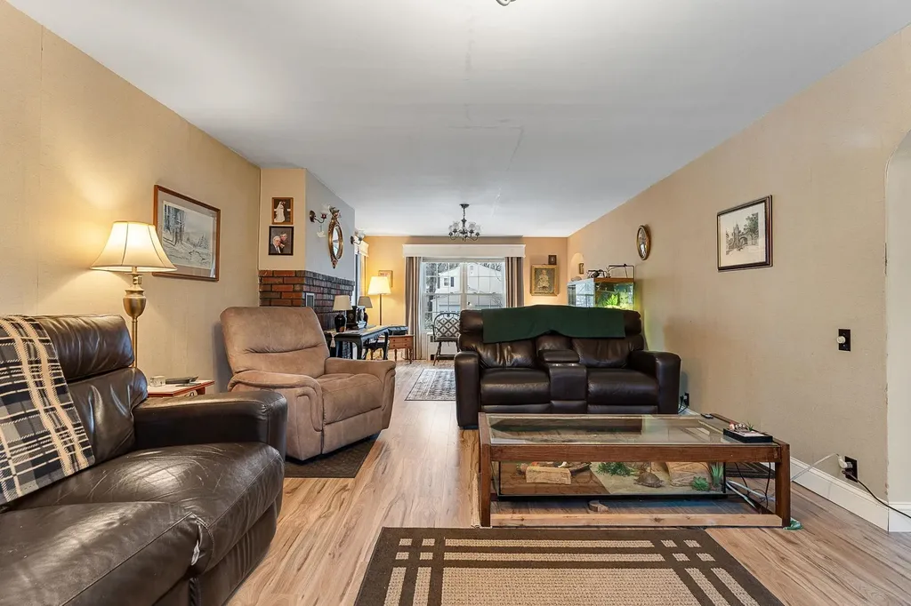 19 Woodlawn Road Burlington VT 05408