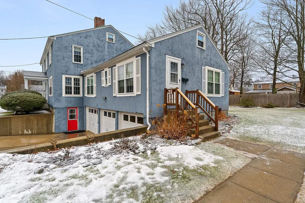 19 Woodlawn Road Burlington VT 05408