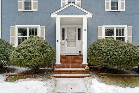 19 Woodlawn Road Burlington VT 05408