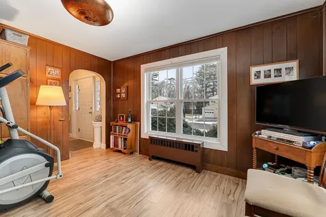 19 Woodlawn Road Burlington VT 05408