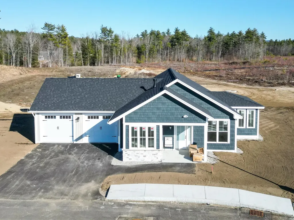 93 Whispering Pines Place Conway NH 03860
