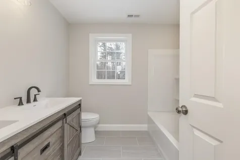 59 Mount Delight Road Deerfield NH 03037