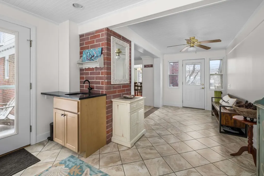 208 Long Sands Road York ME 03909