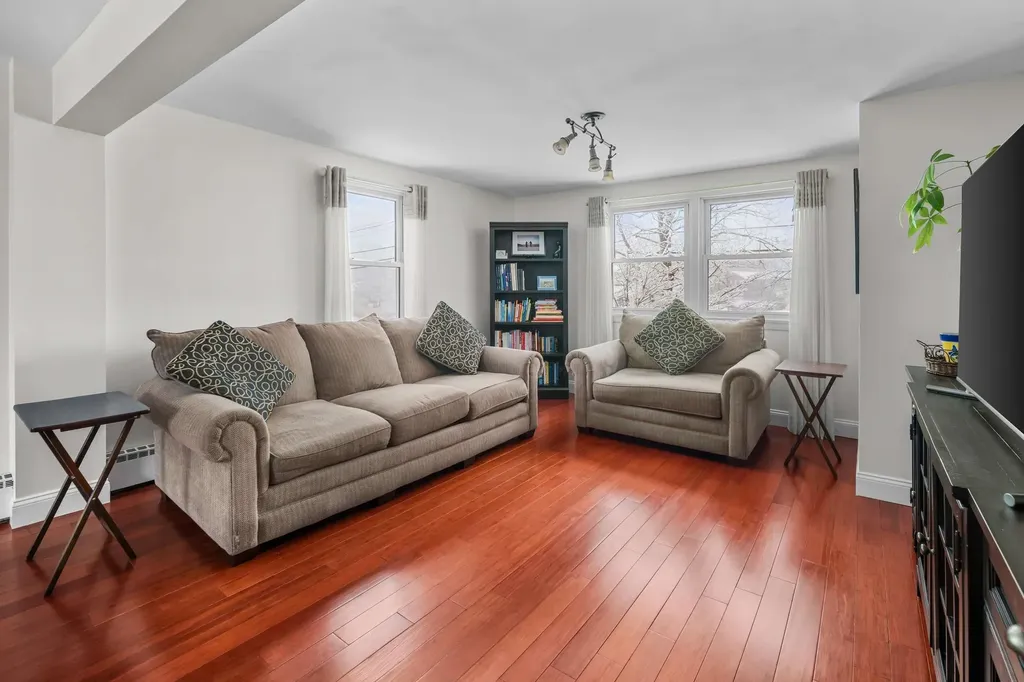 208 Long Sands Road York ME 03909