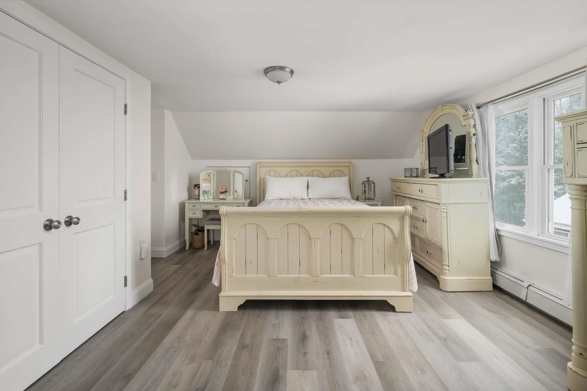 208 Long Sands Road York ME 03909