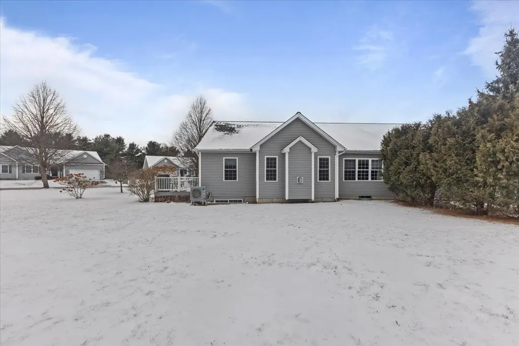 42 Haileys Way Colchester VT 05446