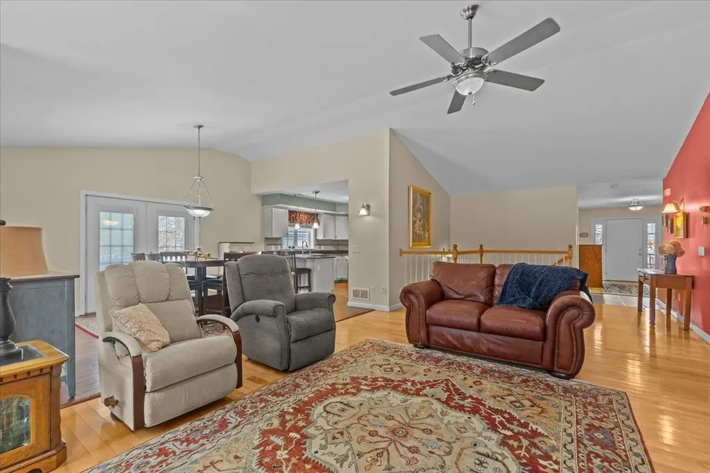 42 Haileys Way Colchester VT 05446