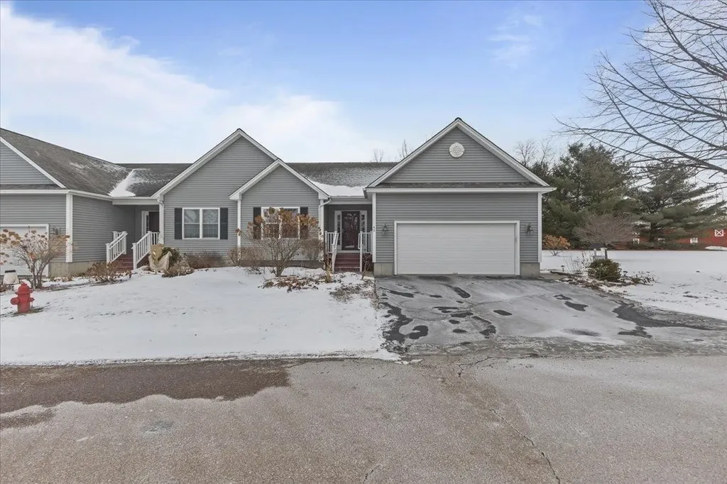 42 Haileys Way Colchester VT 05446